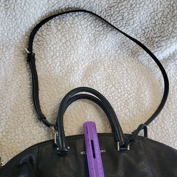 Michale Kors Black Leather Handbag - Picture 14 of 14